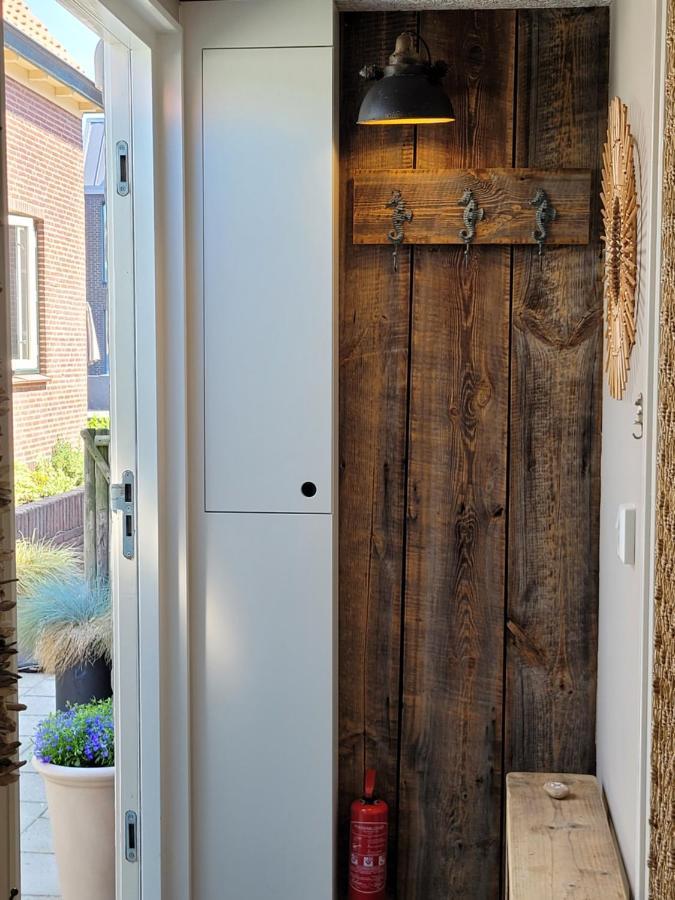 Tiny Villa De Haas Met Infraroodsauna เอ็กมอนด์อานเซ ภายนอก รูปภาพ