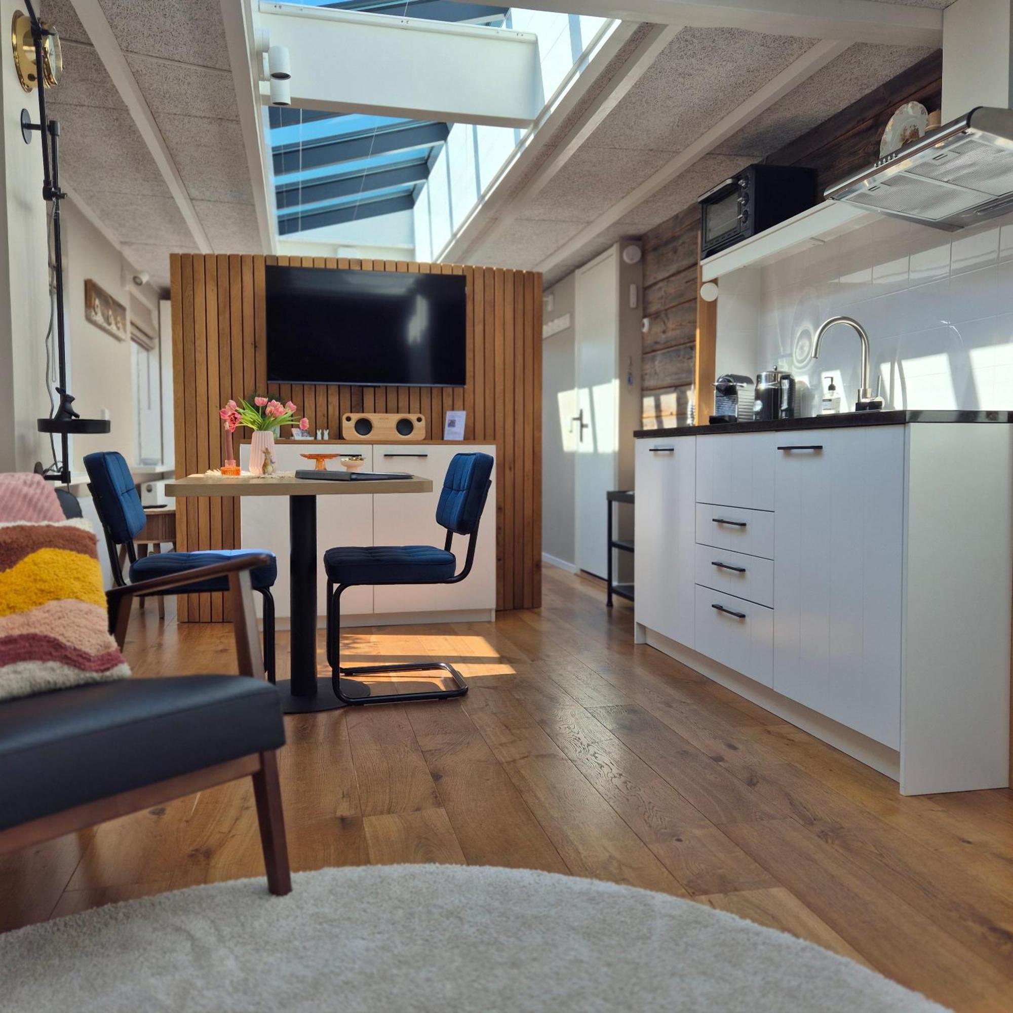 Tiny Villa De Haas Met Infraroodsauna เอ็กมอนด์อานเซ ภายนอก รูปภาพ